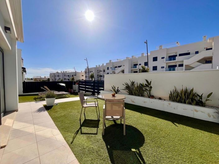 Image No.24-3 Bed Villa for sale