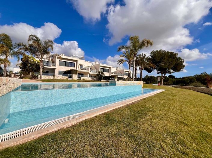 Image No.35-3 Bed Villa for sale