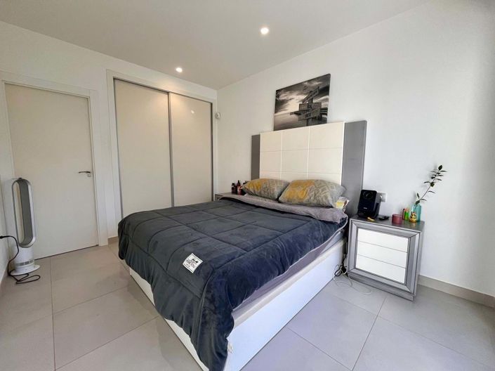 Image No.8-3 Bed Villa for sale