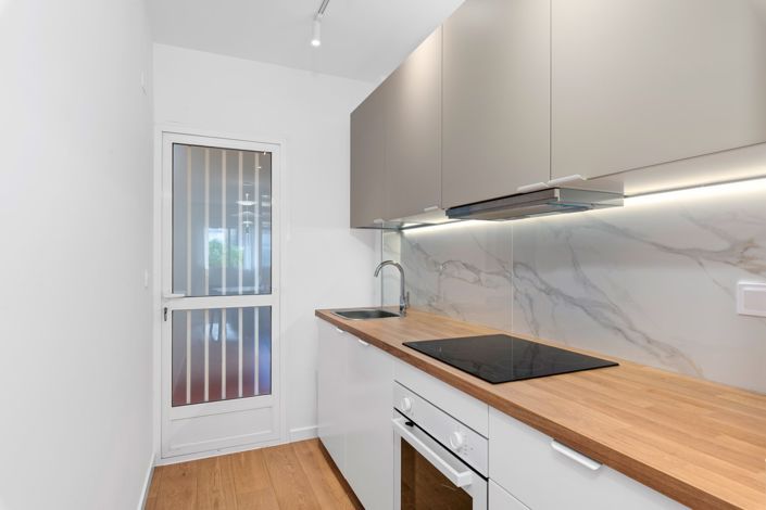 Image No.8-2 Bed Apartment for sale