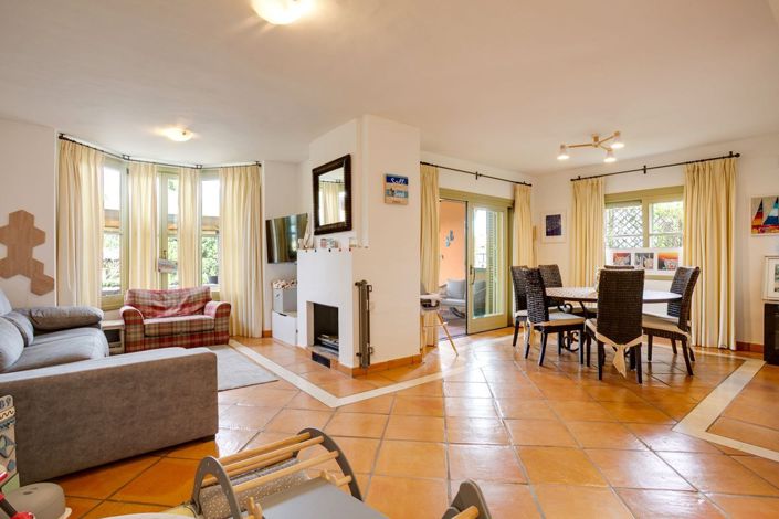 Image No.5-3 Bed Townhouse for sale