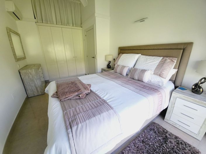 Image No.31-3 Bed Townhouse for sale