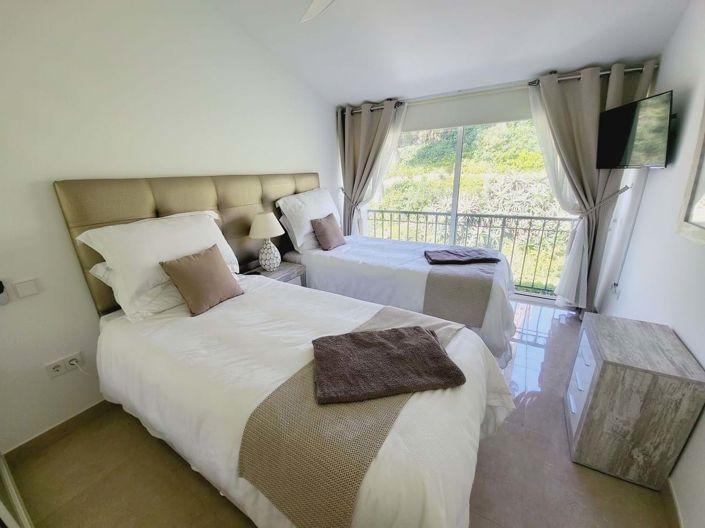 Image No.6-3 Bed Townhouse for sale