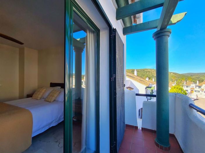 Image No.45-3 Bed Townhouse for sale