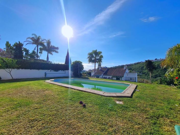 Image No.54-3 Bed Townhouse for sale