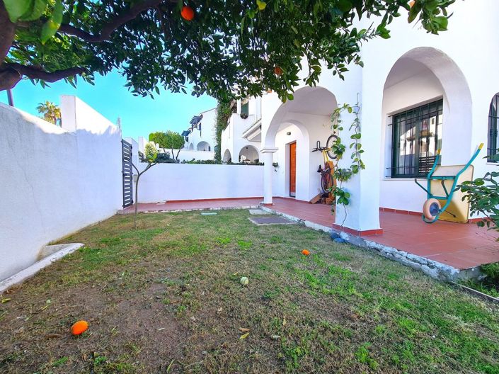 Image No.56-3 Bed Townhouse for sale