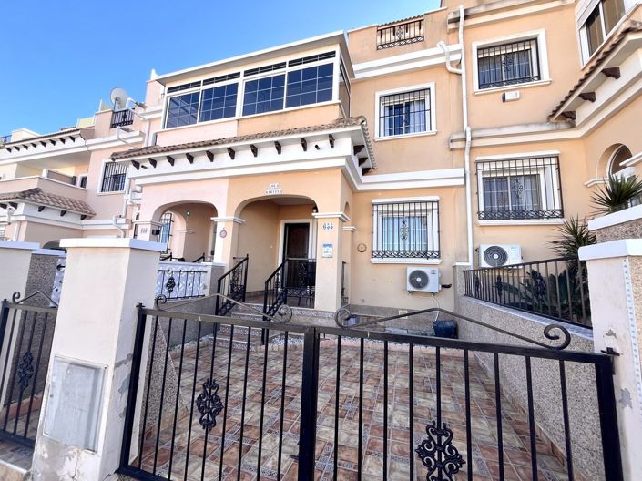 Image No.24-3 Bed Townhouse for sale