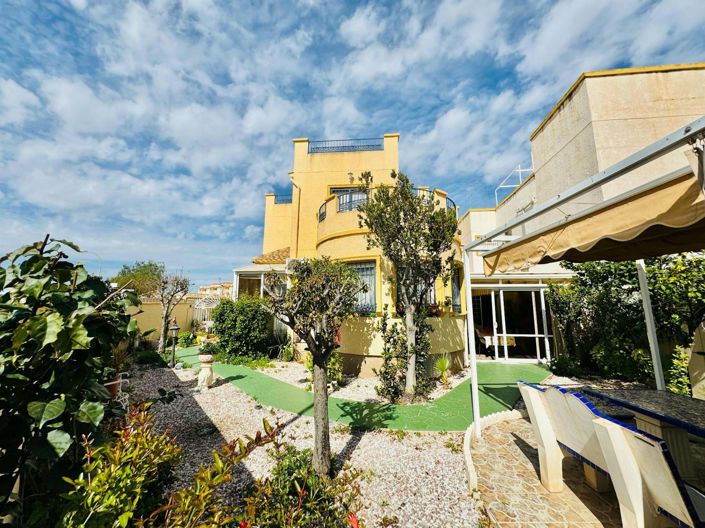 Image No.18-3 Bed Villa for sale