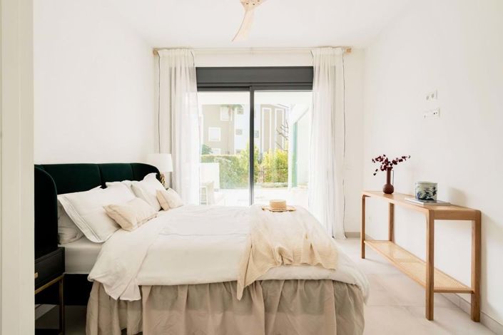 Image No.19-2 Bed Apartment for sale