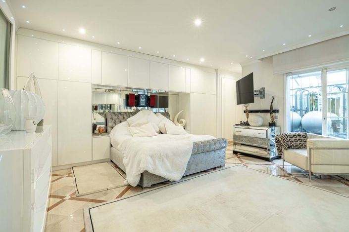 Image No.16-2 Bed Apartment for sale