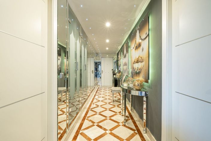 Image No.17-2 Bed Apartment for sale