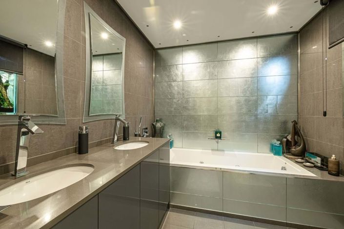 Image No.19-2 Bed Apartment for sale