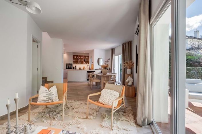 Image No.10-3 Bed Townhouse for sale