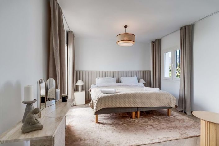 Image No.12-3 Bed Townhouse for sale