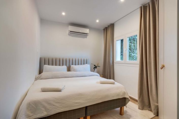 Image No.13-3 Bed Townhouse for sale