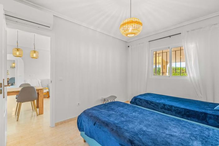 Image No.14-2 Bed Apartment for sale