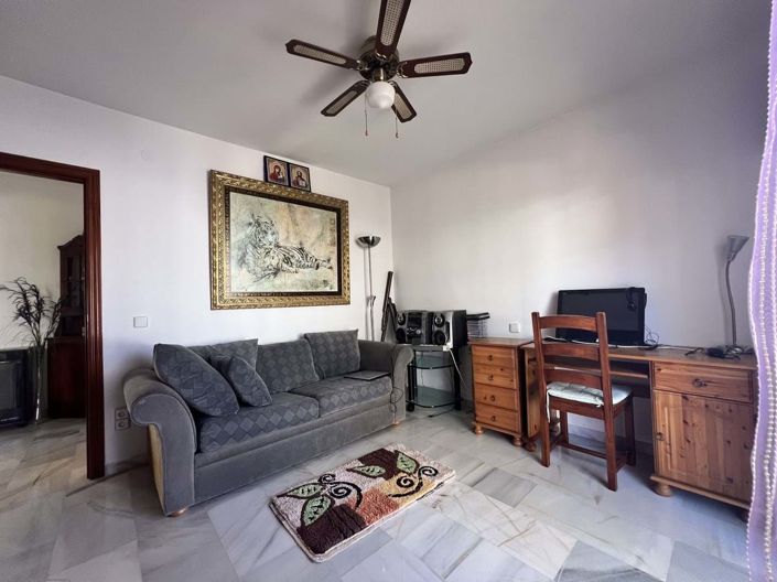 Image No.20-3 Bed Townhouse for sale