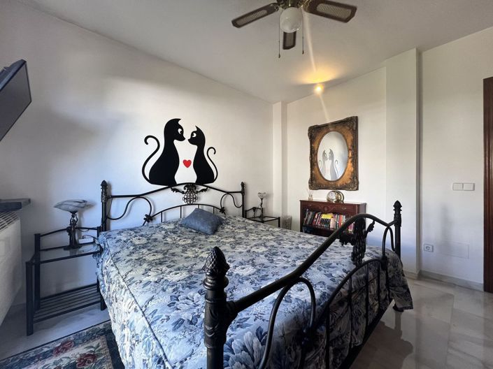 Image No.4-3 Bed Townhouse for sale