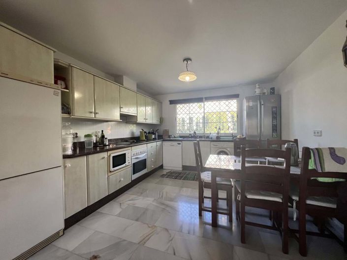 Image No.5-3 Bed Townhouse for sale