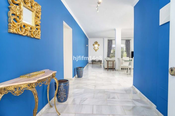 Image No.13-3 Bed Townhouse for sale