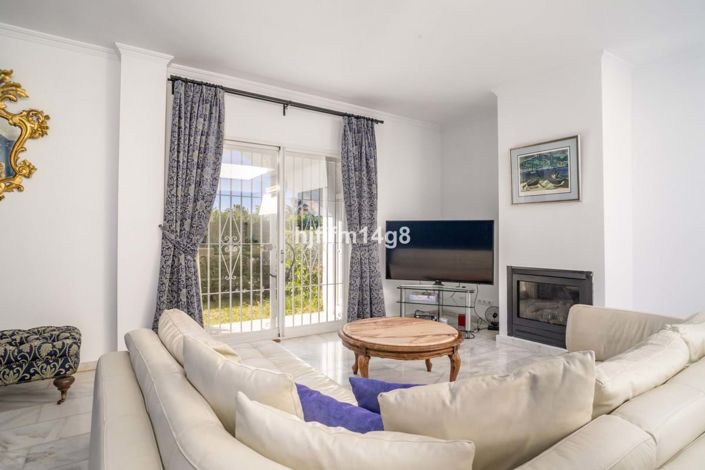 Image No.6-3 Bed Townhouse for sale