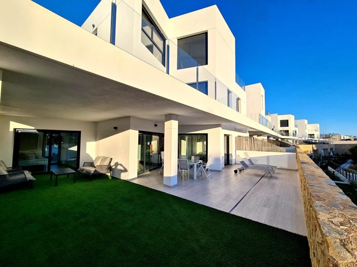 Image No.2-3 Bed Apartment for sale