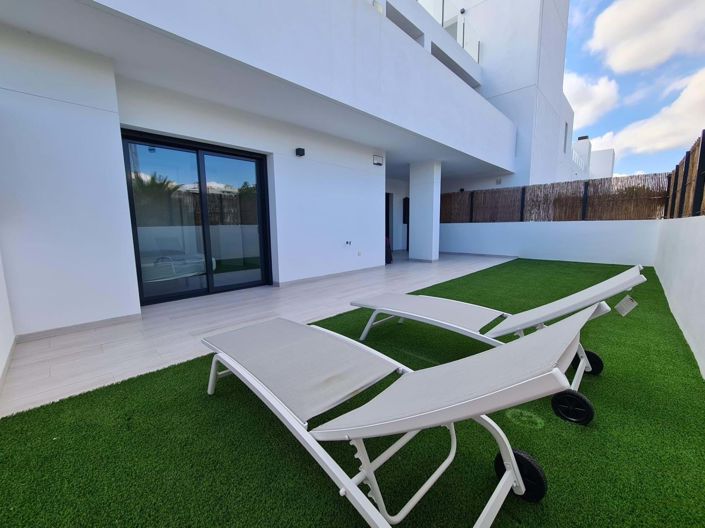 Image No.3-3 Bed Apartment for sale