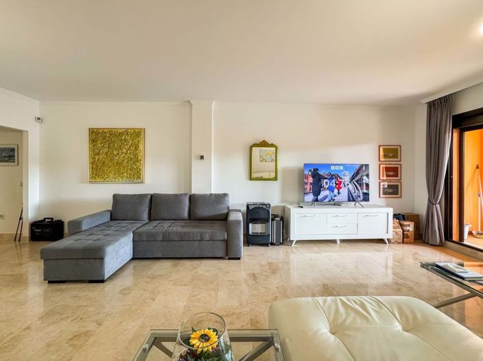 Image No.10-2 Bed Apartment for sale