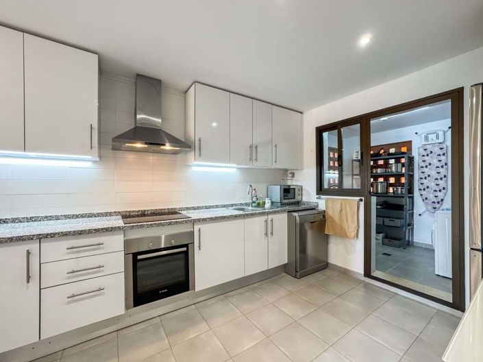 Image No.15-2 Bed Apartment for sale