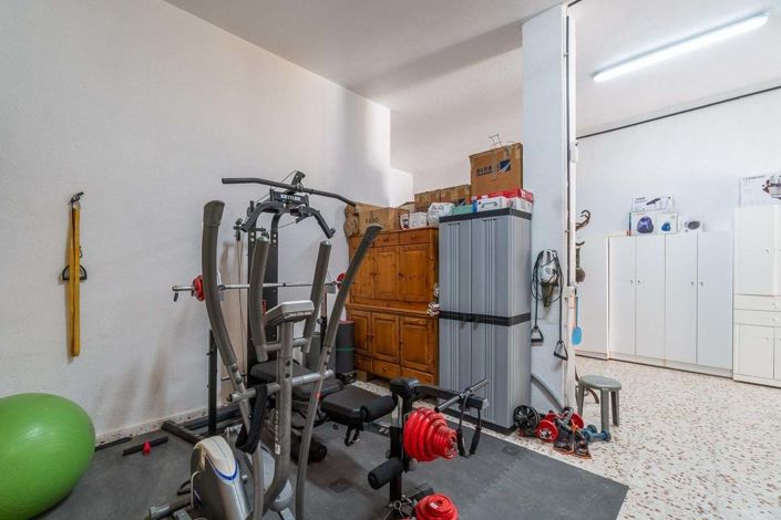 Image No.15-4 Bed Villa for sale