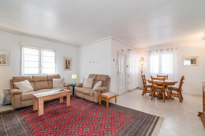 Image No.4-4 Bed Villa for sale