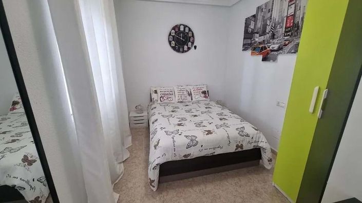 Image No.19-3 Bed Townhouse for sale