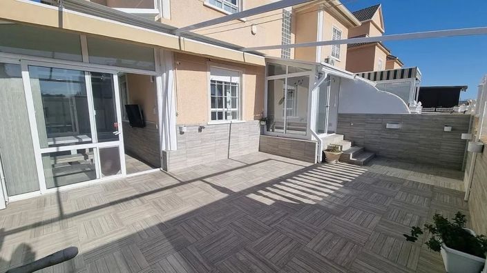 Image No.23-3 Bed Townhouse for sale