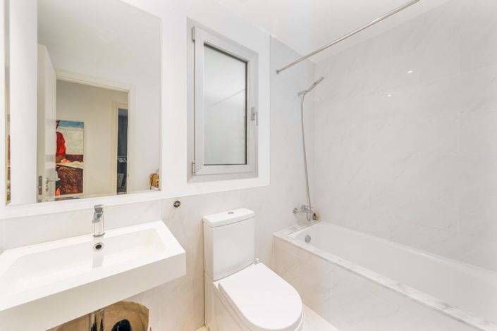 Image No.12-3 Bed Apartment for sale