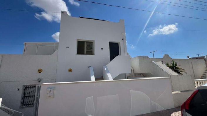 Image No.27-3 Bed Townhouse for sale