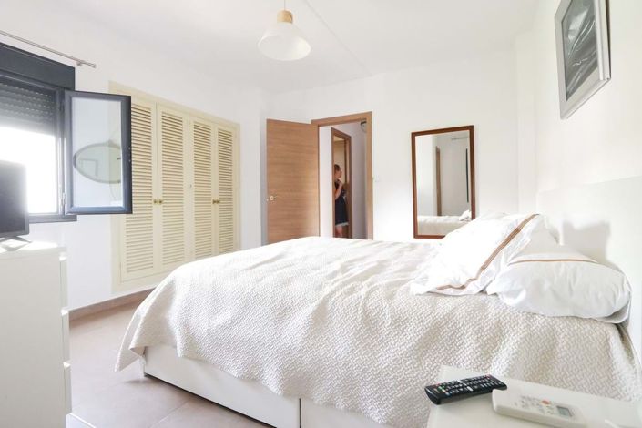 Image No.15-3 Bed Apartment for sale