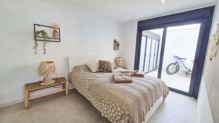 Image No.11-3 Bed Villa for sale