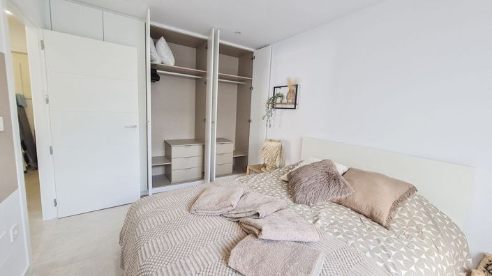 Image No.13-3 Bed Villa for sale