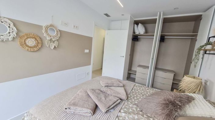 Image No.14-3 Bed Villa for sale