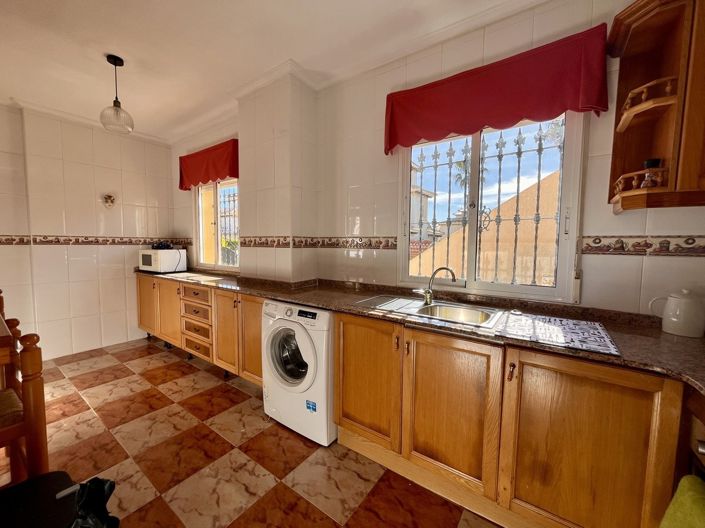 Image No.12-4 Bed Villa for sale