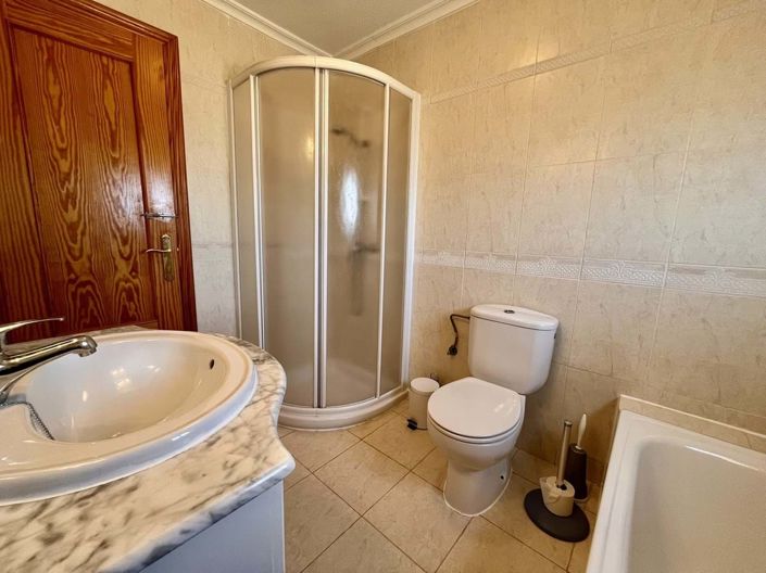 Image No.26-4 Bed Villa for sale