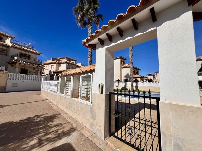 Image No.31-4 Bed Villa for sale