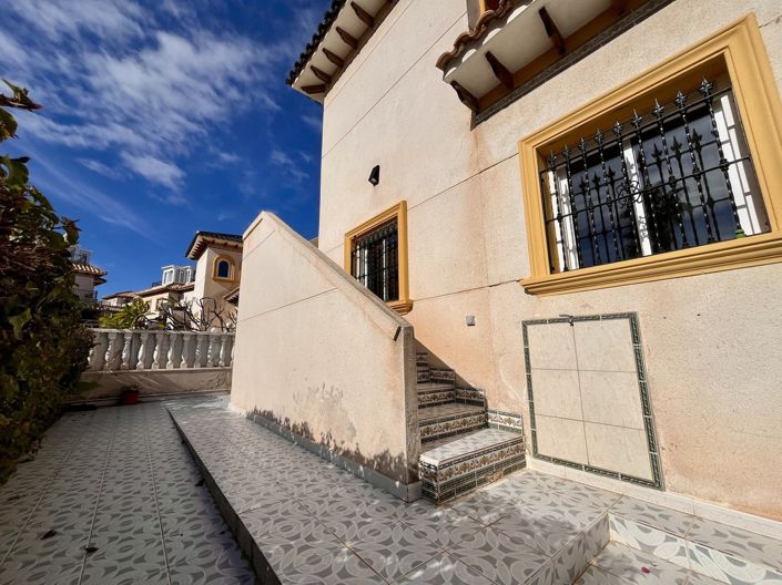 Image No.38-4 Bed Villa for sale