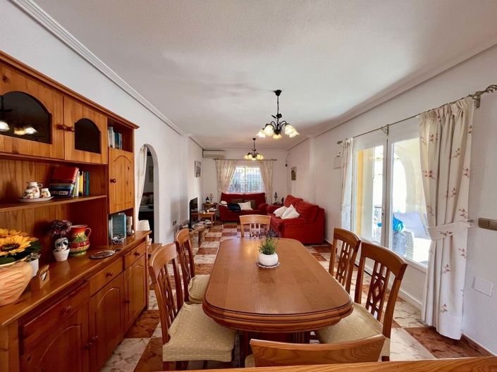 Image No.9-4 Bed Villa for sale