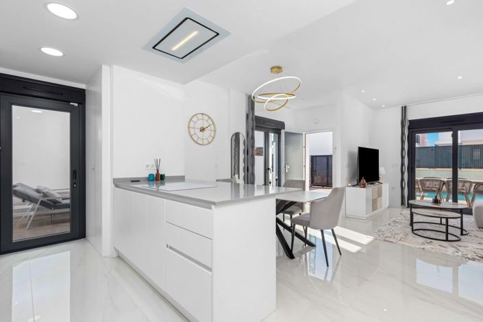 Image No.10-3 Bed Villa for sale