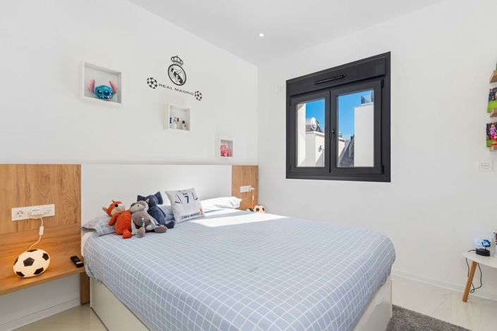 Image No.31-3 Bed Villa for sale