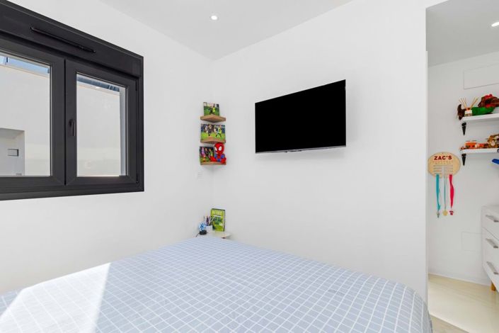 Image No.32-3 Bed Villa for sale