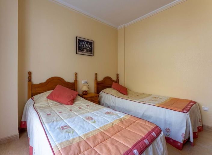 Image No.21-3 Bed Townhouse for sale