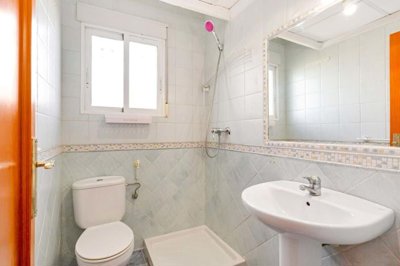 1447-608462-78d1f4f8b6655591b02d22fabb36a692d