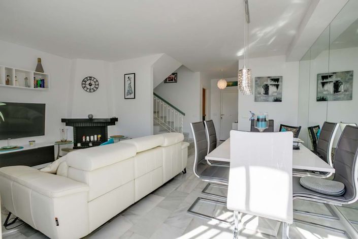 Image No.4-3 Bed Townhouse for sale